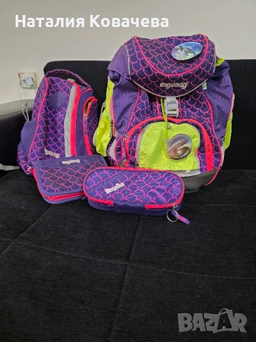 Ученическа раница комплект, снимка 2 - Раници - 52440975
