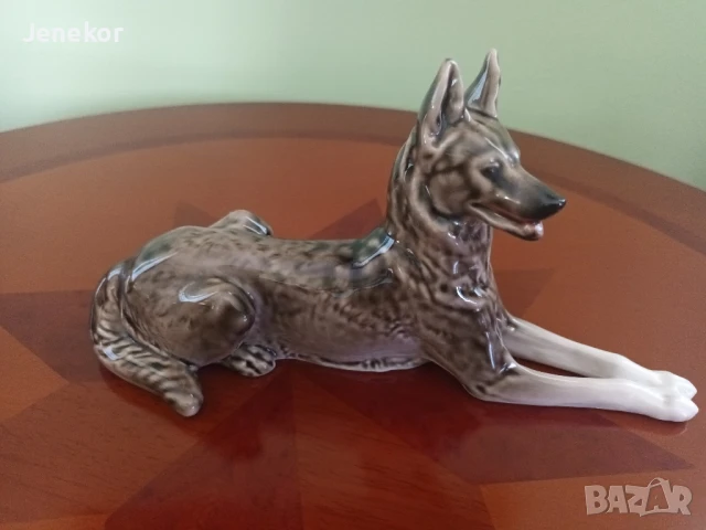 Фигура ЛФЗ. , снимка 2 - Антикварни и старинни предмети - 50682187