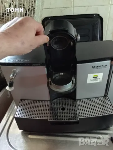 Капсулна кафемашина, снимка 3 - Кафемашини - 49646747