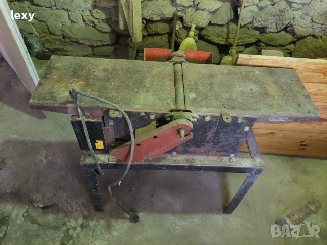 монофазен абрихт (фуговка)