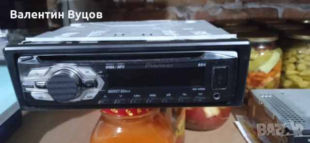 Продавам авто радио