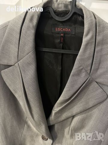 ESCADA. Original. Size XL Вълна, Коприна, снимка 1 - Сака - 46152362