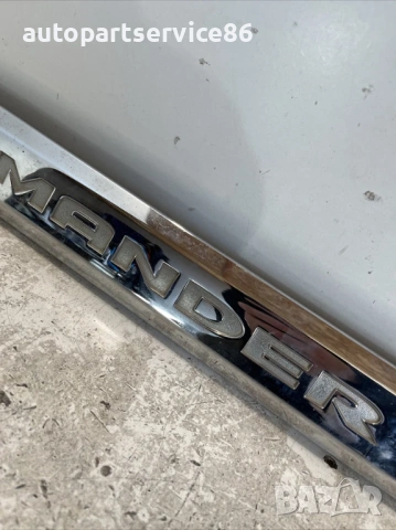 Лайсна на предна лява врата за Jeep Commander (2010) 55157381AA, снимка 2 - Части - 53592198