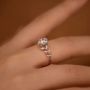 Сребърен пръстен 1 карат с мойсанит (диамант) Сертификат, снимка 1 - Пръстени - 45789405