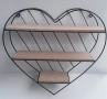 Етажерка/рафт с формата на сърце, снимка 2