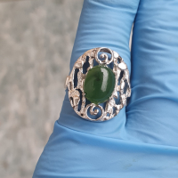 Сребърен пръстен с Нефрит, снимка 5 - Пръстени - 44952449