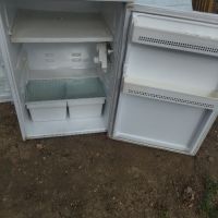 Хладилник за части, снимка 1 - Хладилници - 45162538