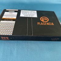 Дървена колекционерска кутия за пури Plasencia , снимка 2 - Антикварни и старинни предмети - 45143146
