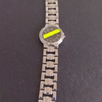 Метална верижка за дамски часовник здрава красив стилен дизайн 44059, снимка 1 - Каишки за часовници - 45380302