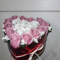 Ръчно изработена кутия с ароматни рози, снимка 2 - Романтични подаръци - 44974796