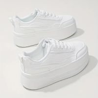 Дамски Бели Кецове, снимка 5 - Дамски ежедневни обувки - 45350464
