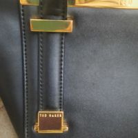 Ted Baker England елегантна чанта, снимка 4 - Чанти - 45659475