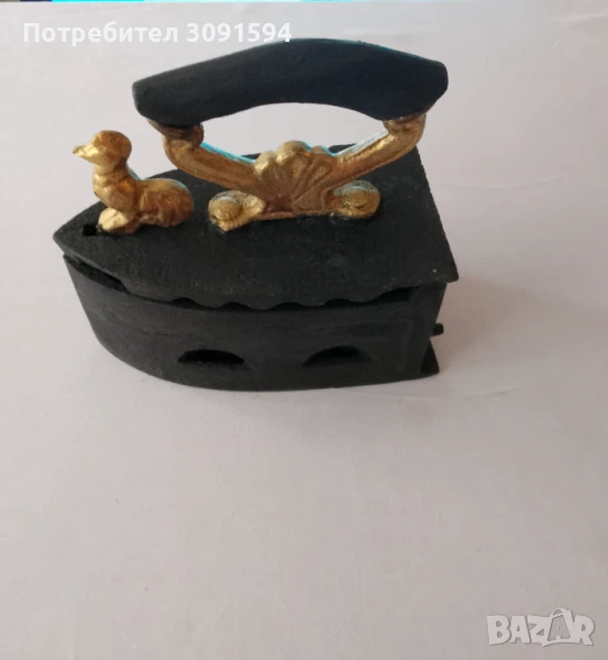 Стара чугунена ютия на жар, снимка 1