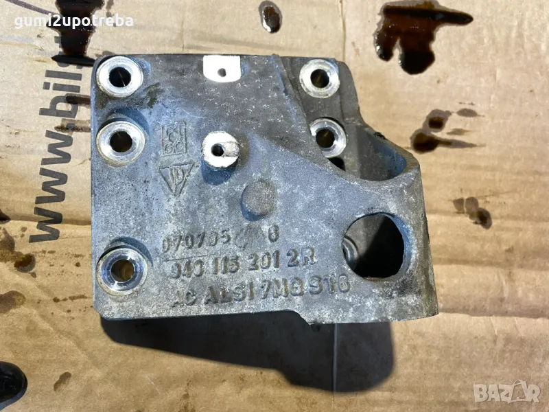 МОнтажна Скоба/Лапа Дясна Страна 9481152012R Porsche Cayenne 957 4,8 V8, снимка 1