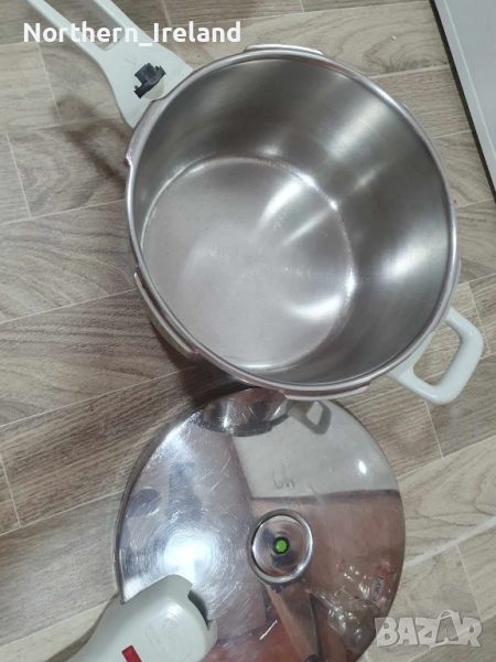 Тенджера под налягане Fissler , снимка 1