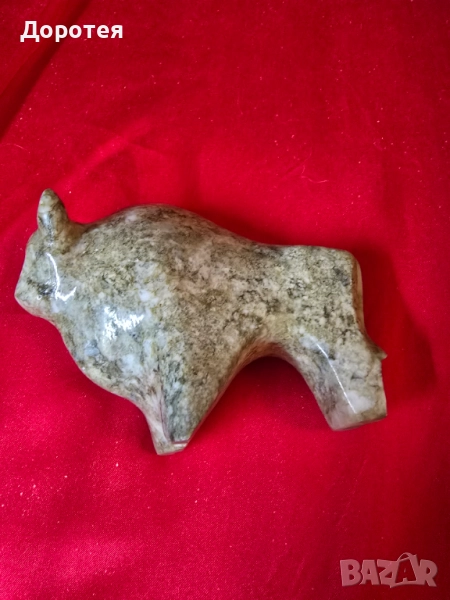 Фигура на Бик от камък, снимка 1