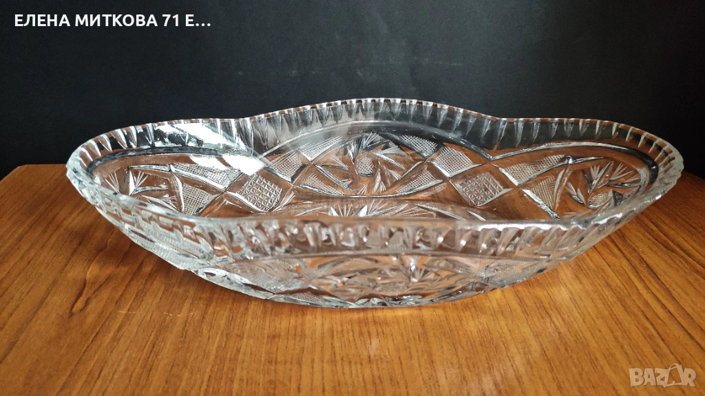 Кристална купа /гондола с красива и богата гравюра, снимка 1