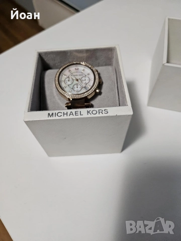 Дамски часовник Michael Kors, снимка 2 - Дамски - 52679174