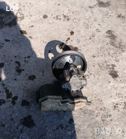 Помпа Хидравлика Серво Помпа Opel Vectra B 1.8 Benzin