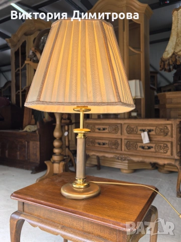 Настолна лампа HERDA