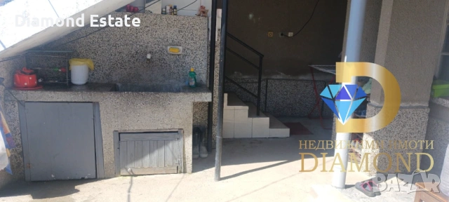 Две къщи в един двор в село Еленино, обл. Стара Загора, снимка 17 - Къщи - 54121133