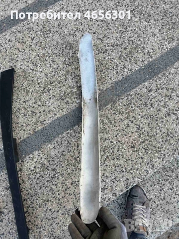 Лява лайсна на предна броня на Мерцедес Mercedes W203 само за 30лв. A2038851721, снимка 2 - Части - 52481284