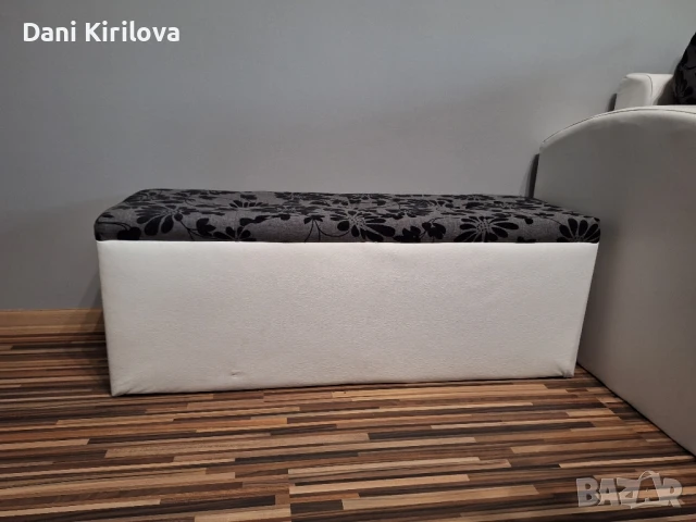 Ъглов диван, снимка 8 - Дивани и мека мебел - 50461456