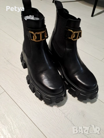Twinset дамски боти/ботуши, снимка 2 - Дамски ботуши - 53328711