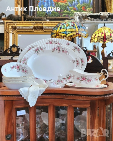 Порцеланов сервиз Royal Albert – Lavender Rose, 59 части, снимка 13 - Сервизи - 49101280