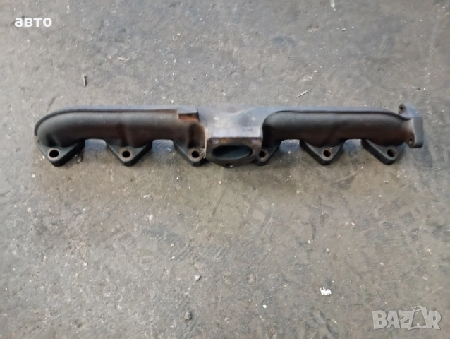 колектор 3.0 д БМВ чугун, снимка 2 - Части - 52563308