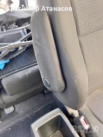 Подлакътник седалки ляв и десен за Тойота корола версо. 2004-2008г, снимка 6 - Части - 52423541