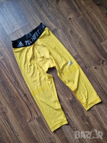 Страхотен мъжки клин ADIDAS размер M, снимка 2 - Спортни дрехи, екипи - 51907518