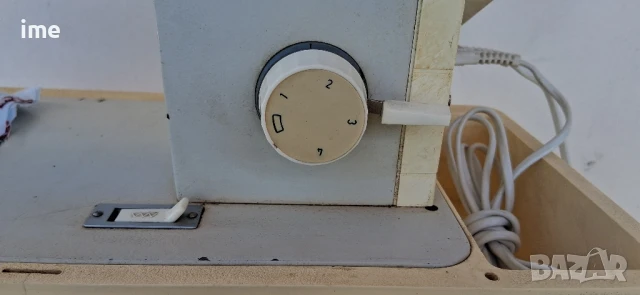 Шевна машина НОМЕР 09. Veritas. Ревизирана. Работеща с мостра на някой видове на..., снимка 14 - Шевни машини - 50890133