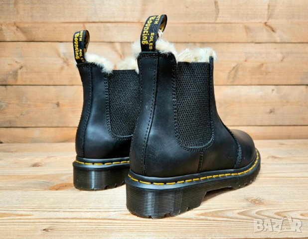  боти / ботуши, Dr. Martens Челси с подплата от изкуствена кожа Leonore номер 37, снимка 2 - Дамски боти - 53238273