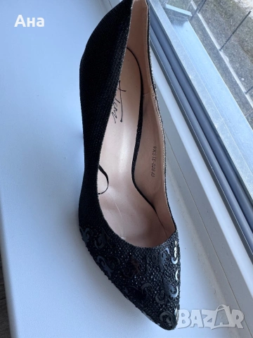 Обувки с интересни елементи