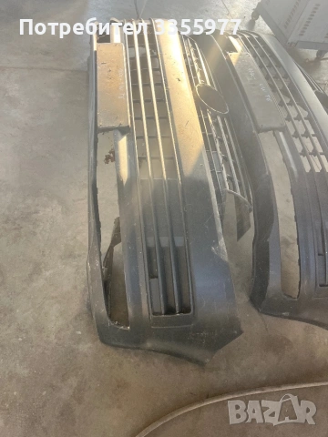 Предна броня VW transporter транспортер от 2015, снимка 2 - Части - 54095038