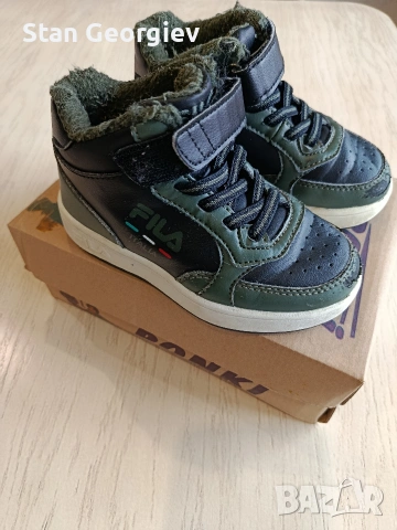 Високи детски обувки Фила 25ти номер, снимка 2 - Детски обувки - 53303699