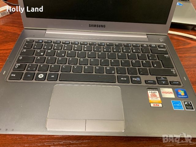 Лаптоп samsung np535u3c 1терабайт харддиск 8гб рам алуминиев, снимка 2 - Лаптопи за работа - 45920884