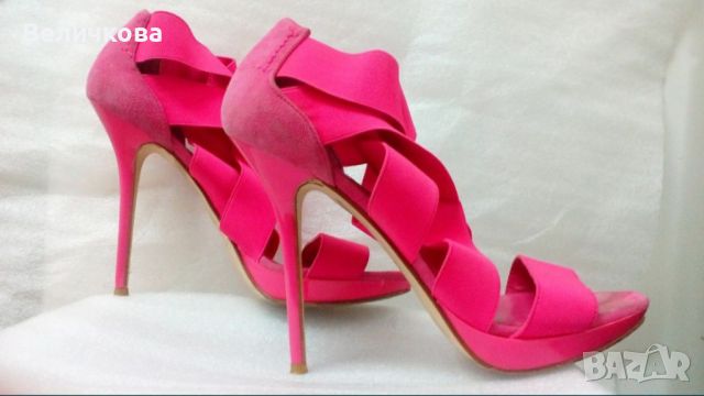 Токчета Зара ZARA, снимка 1 - Дамски обувки на ток - 45361033