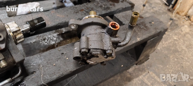 Хидравлична помпа Nissan X-Trail 2.2DCI-136к.с. T30, снимка 2 - Части - 53635747