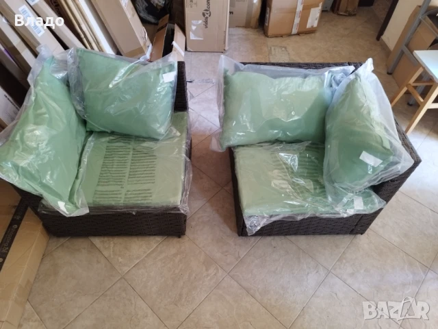 Ратанови столове с възглавници