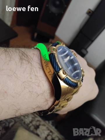 Invicta Bolt 52 мм с верижка и каишка !, снимка 4 - Мъжки - 53700057