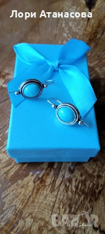 Тюркоазени обеци овални с изискан финес. Фините тюркоазени камъни са в морско свежо синьо, снимка 2 - Обеци - 54000113