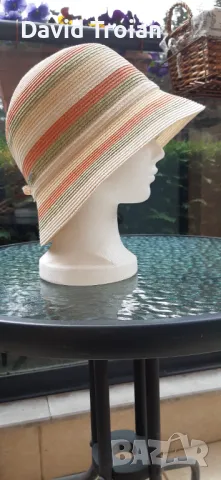 Дамска шапка, снимка 4 - Други - 50267170