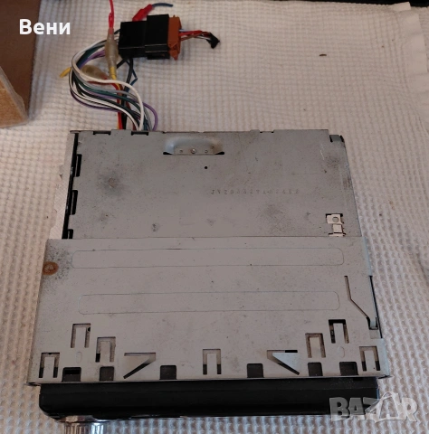 Радио за кола JVC, снимка 2 - Аксесоари и консумативи - 54167117