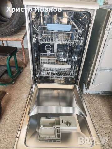 Съдомиялна Indesit 45см, снимка 3 - Съдомиялни - 53572862