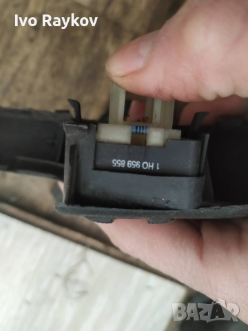 Бутон ел стъкло Фолксваген VW Golf 3 ,  1H0 959 855 , снимка 4 - Части - 52742462