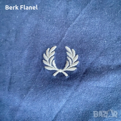 Fred Perry тениска в тъмен син цвят, снимка 4 - Тениски - 54010388