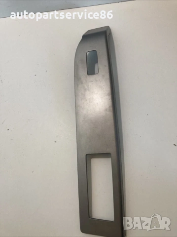 Предна лява вътрешна облицовка на врата за Jeep Patriot (2008) 71555AB