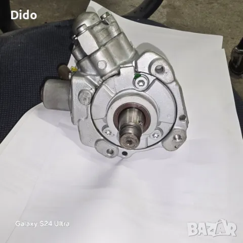 High pressure pump AUDI/VW, снимка 1 - Части - 48724562